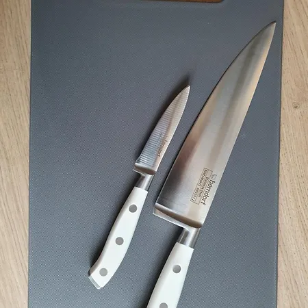 L'arco Living 5 アパート *