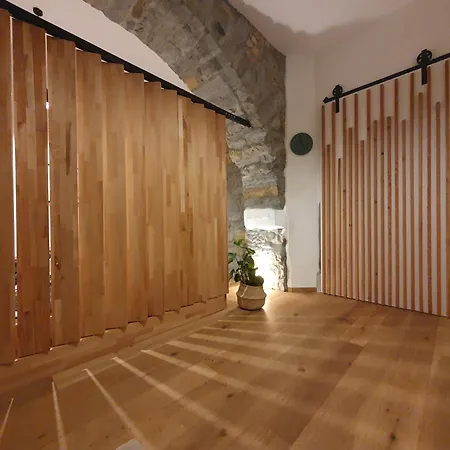 アパート L'arco Living 5 *