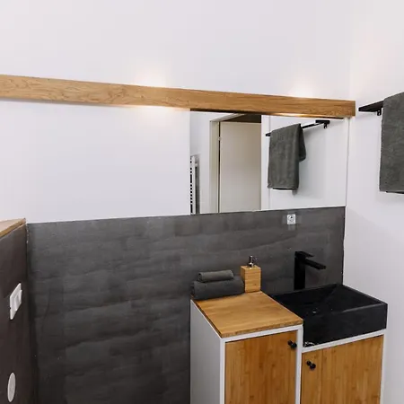 L'arco Living 5 * 트리에스테